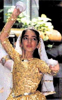 Azerbaijani dancer-girl