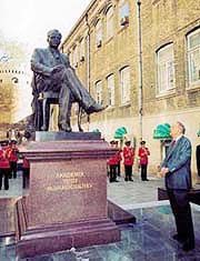 LUKoil in Azerbaijan - Yusif Mammadaliyev monument