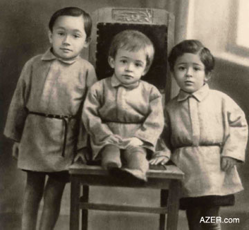 The Salahov brothers who all became artists: Sabir (1926-2001), Tahir (born 1928), and Mahir (1927-1967). Early 1930s. Photos: Courtesy of Salahov family